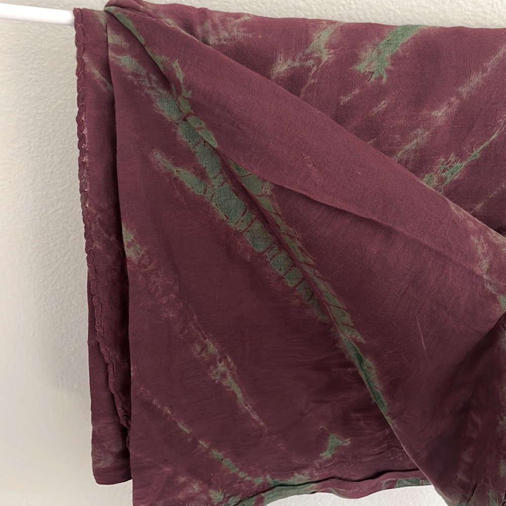 Stole /wrap - Picture 2 of 4